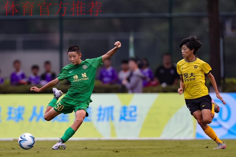 中青赛U-13半决赛,浙江主场3比2险胜长沙麓山国际 中青赛U-13半决赛,浙江主场3比2险胜长沙麓山国际